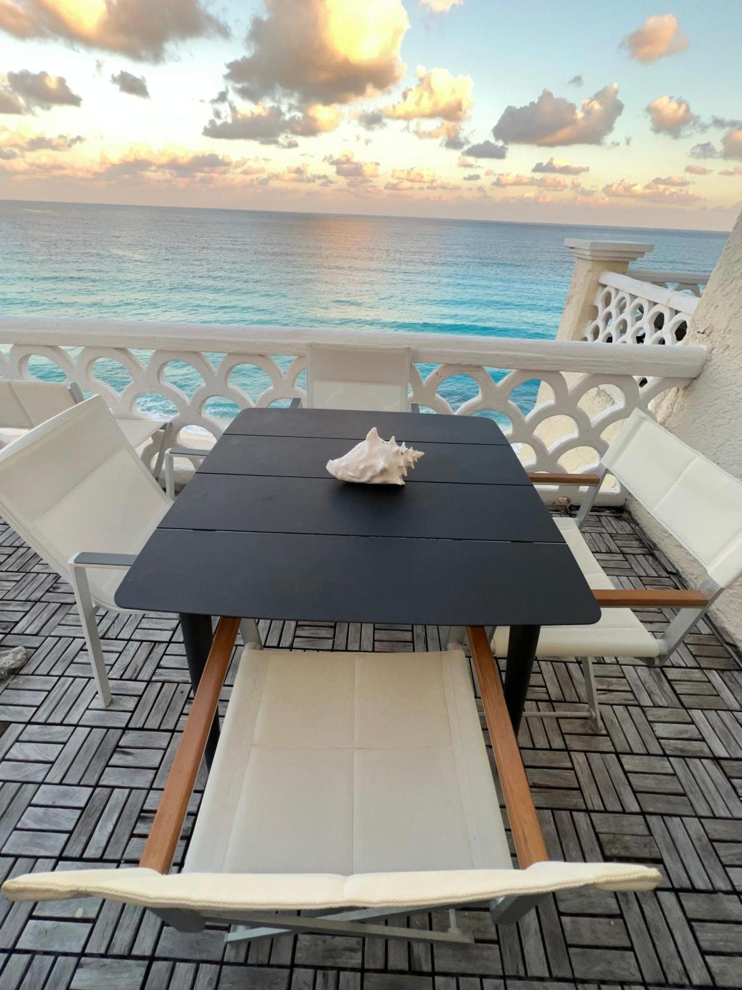 “Magic Sunrise At Cancun” Luaran gambar